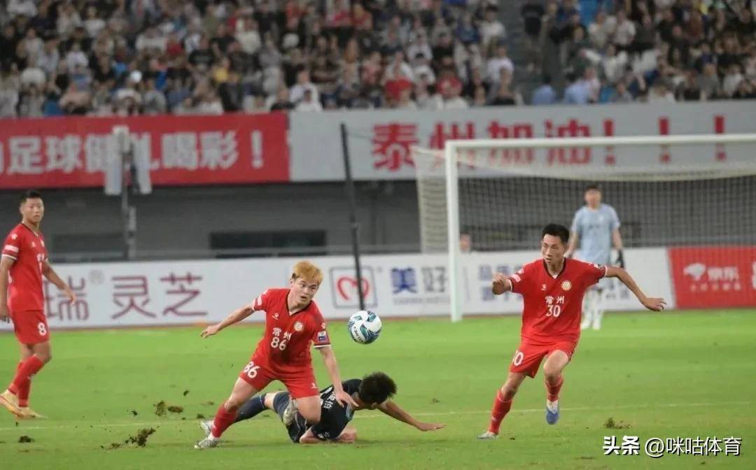 精彩绝伦!球员们在赛场上奉献精彩表现的简单介绍 精彩绝伦!球员们在赛场上奉献精彩表现的简单介绍