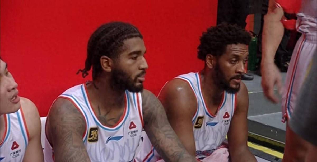 外援关键时刻崭露头角,助球队获胜的简单介绍 外援关键时刻崭露头角,助球队获胜的简单介绍