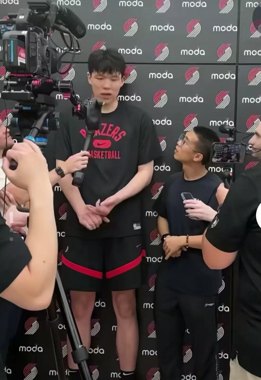 球队代表访华，与中国球迷分享篮球经验