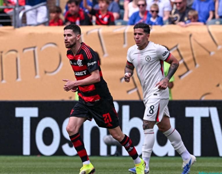 爱游戏在线登录-南美球员加盟欧洲豪门提升实力