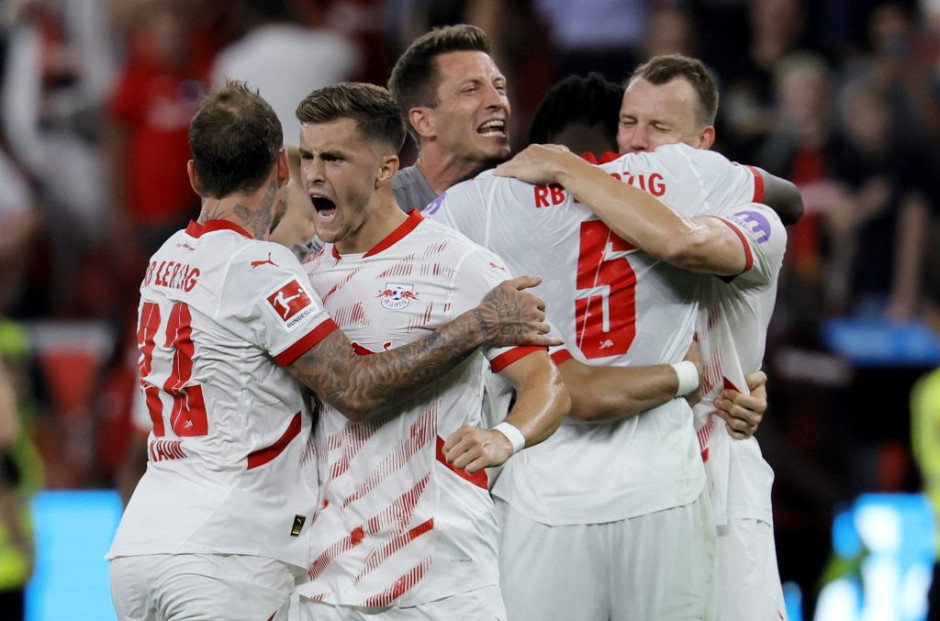 爱游戏入口-莱比锡红牛球员集训营状态火热，调整最佳状态的简单介绍