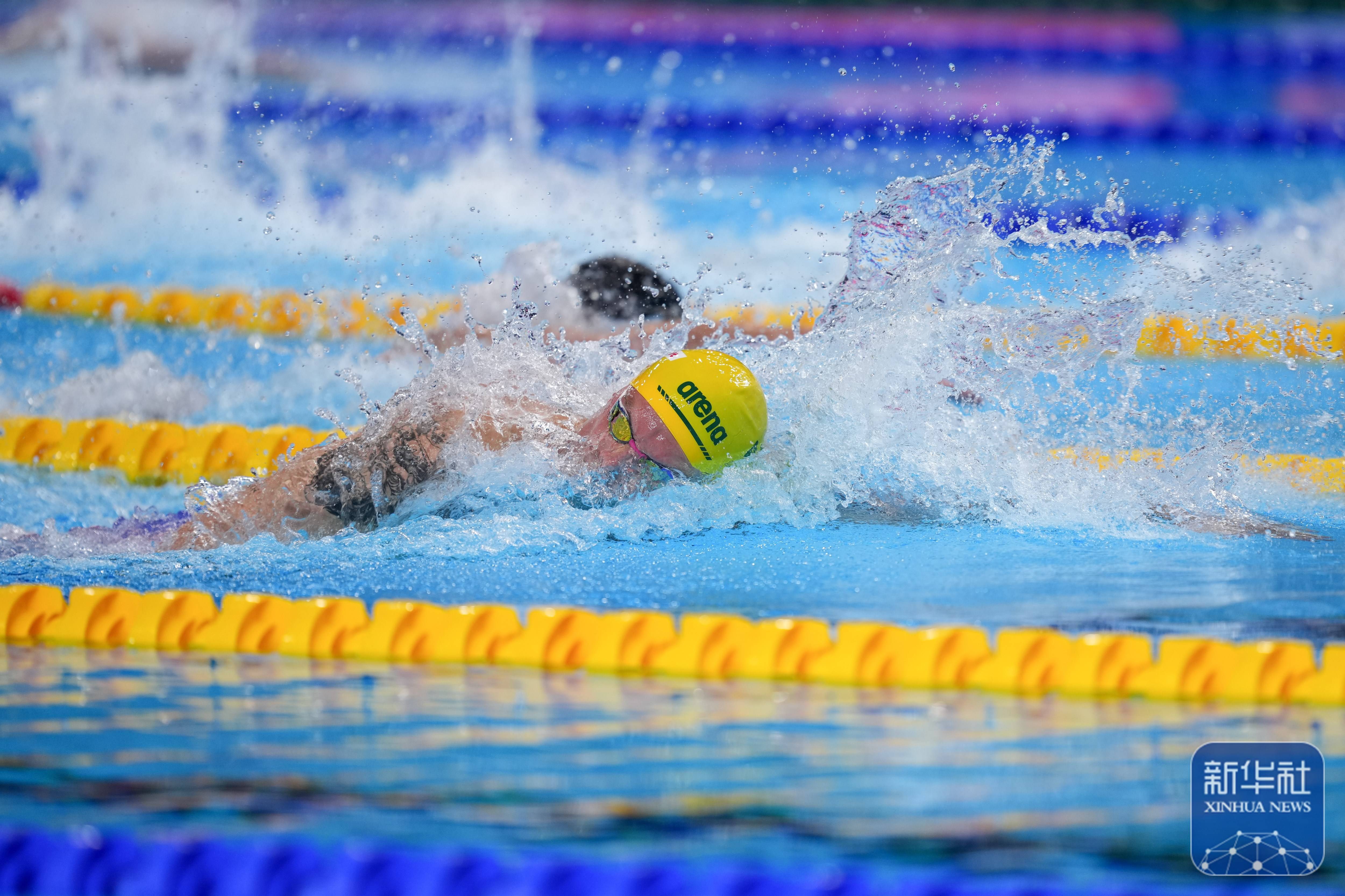包含澳大利亚游泳选手完美发挥，夺得冠军的词条