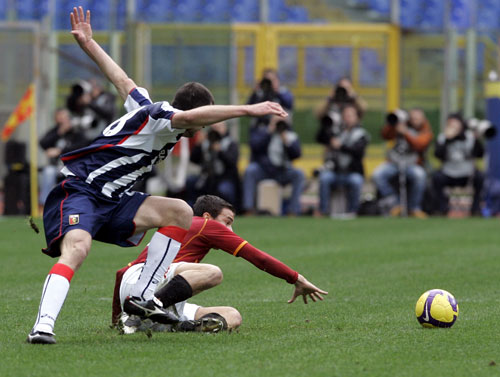 罗马惊险取胜，精彩瞬间回放