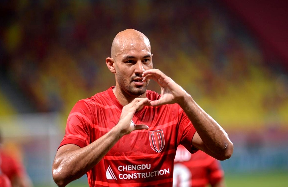 关于摩纳哥门将出色表现，帮助球队保持不败的信息