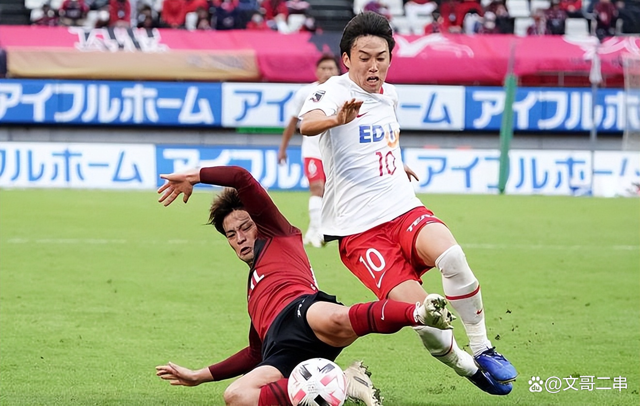 比利时队在关键战役中取得胜利，晋级八强